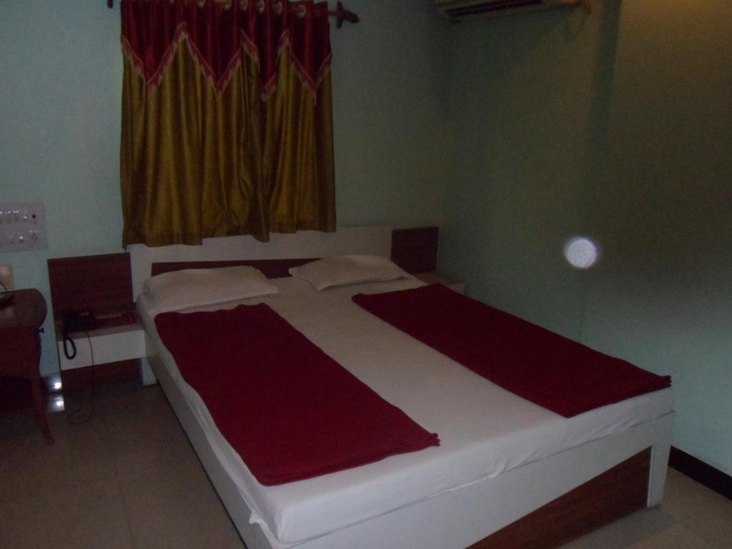 Hotel Shree Rudraksh Somnāth Exterior foto